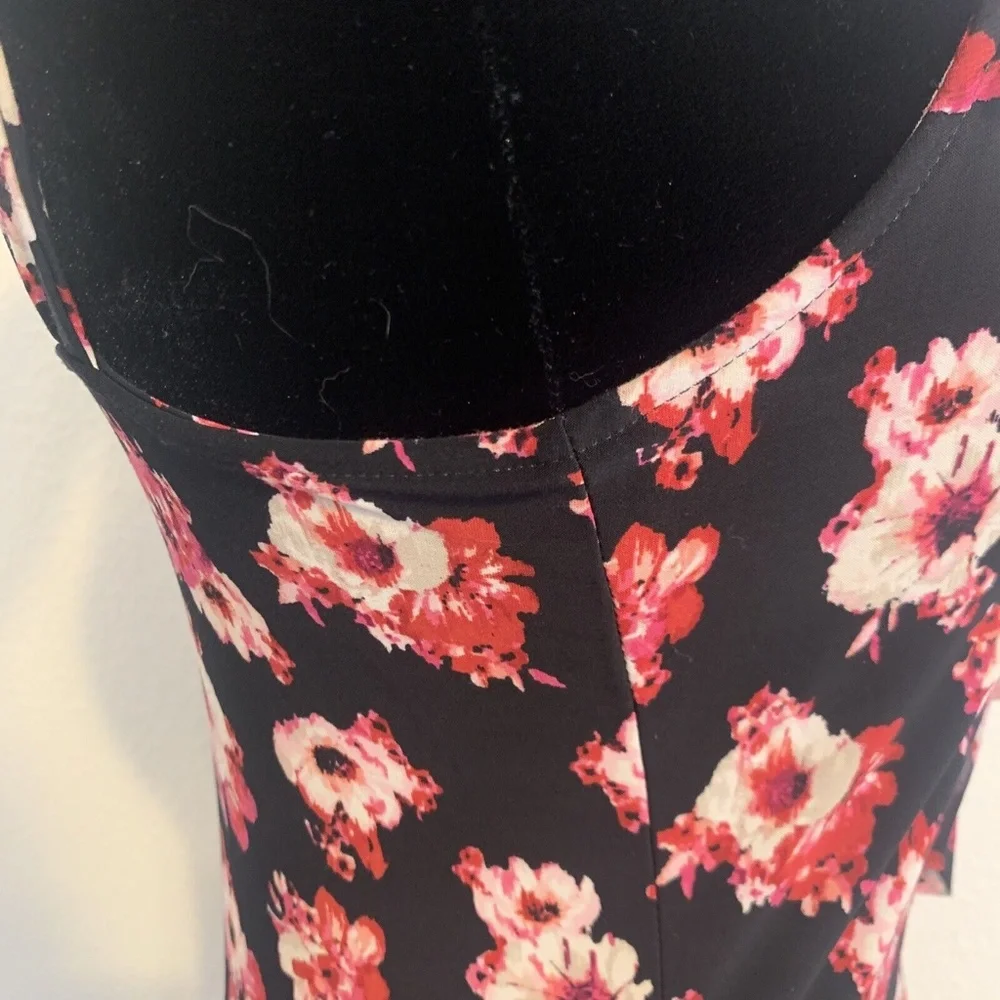 White House Black Market Hot Pink Floral Ruffle Front Tank Top Women's Size XS - Picture 9 of 11
